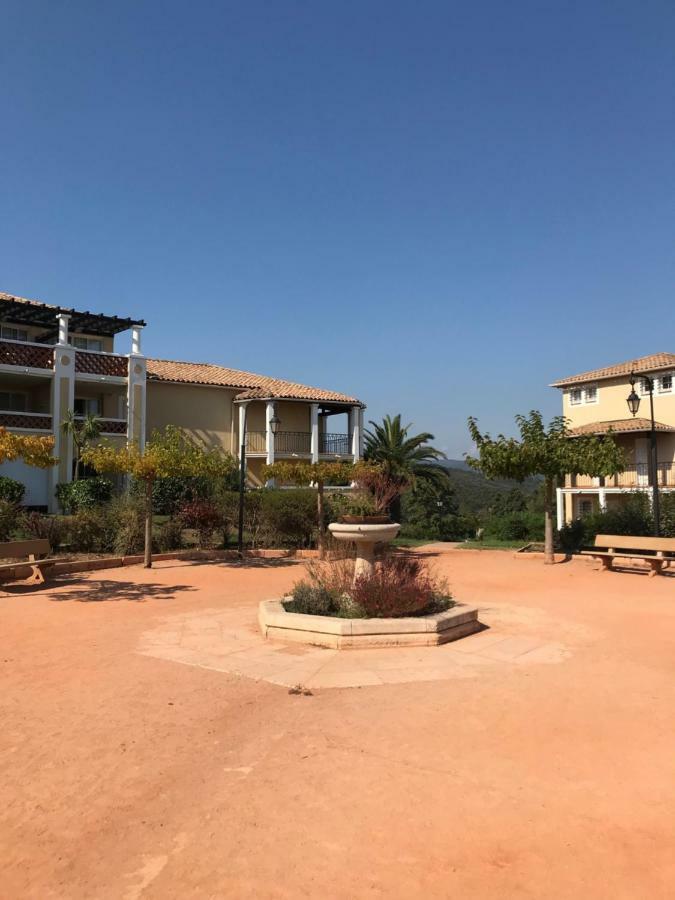 Studio Cap Esterel Сен-Рафаэль Экстерьер фото